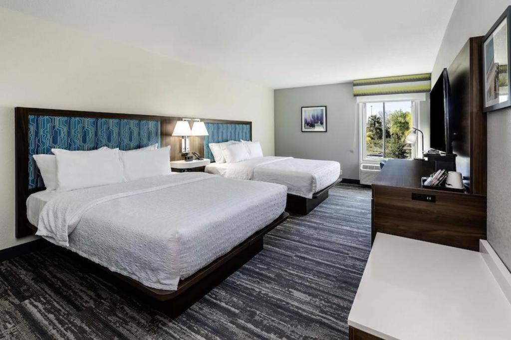 Holiday Inn Express Hotel & Suites Port Charlotte Exterior foto
