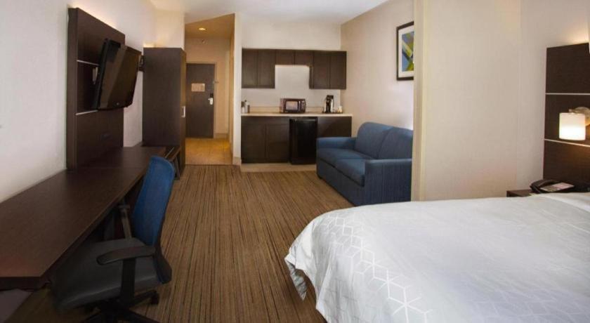 Holiday Inn Express Hotel & Suites Port Charlotte Exterior foto