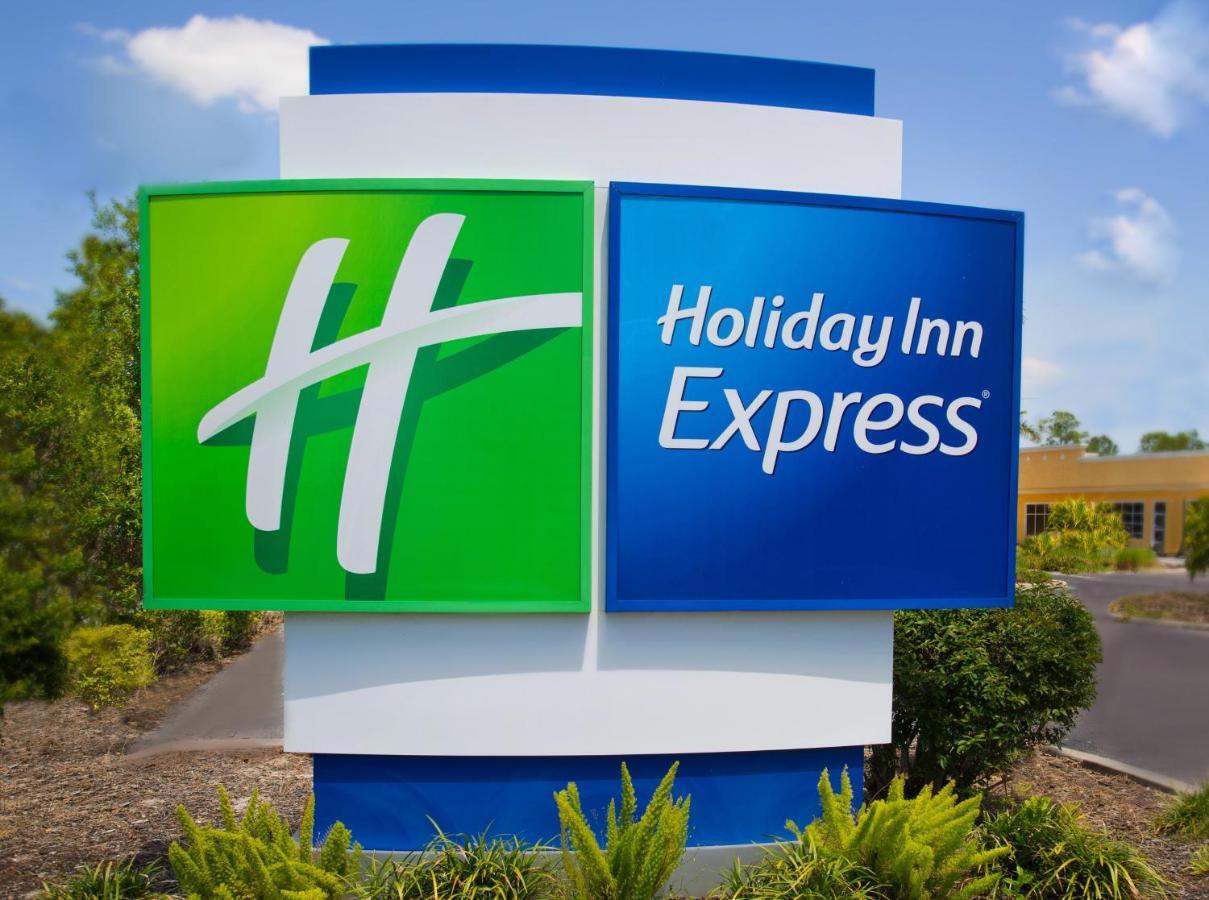 Holiday Inn Express Hotel & Suites Port Charlotte Exterior foto